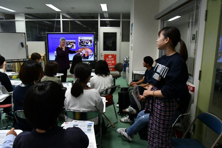 会場の様子