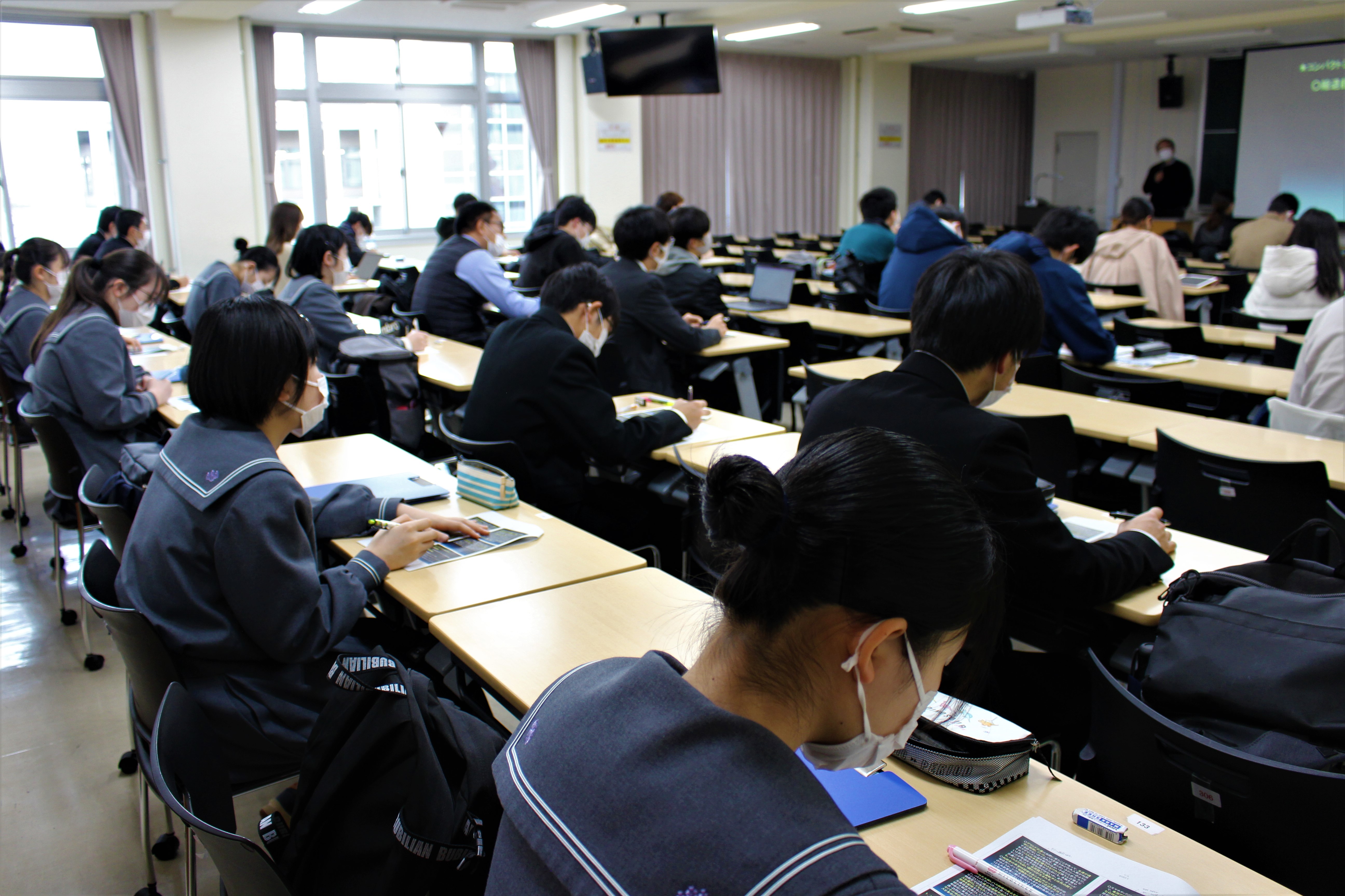 岩手県立岩泉高等学校の大学見学を実施しました 弘前大学