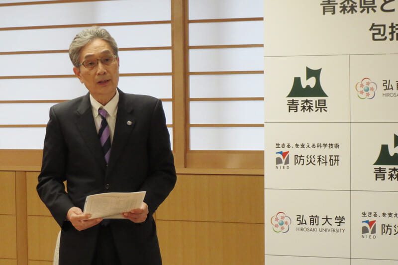 福田 眞作 学長