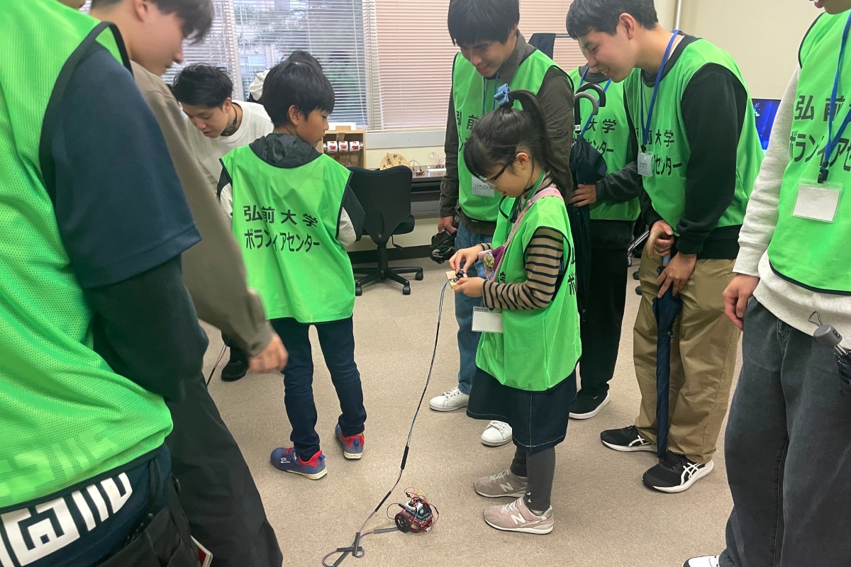 ロボティクス研究会の展示でロボット操作に挑戦