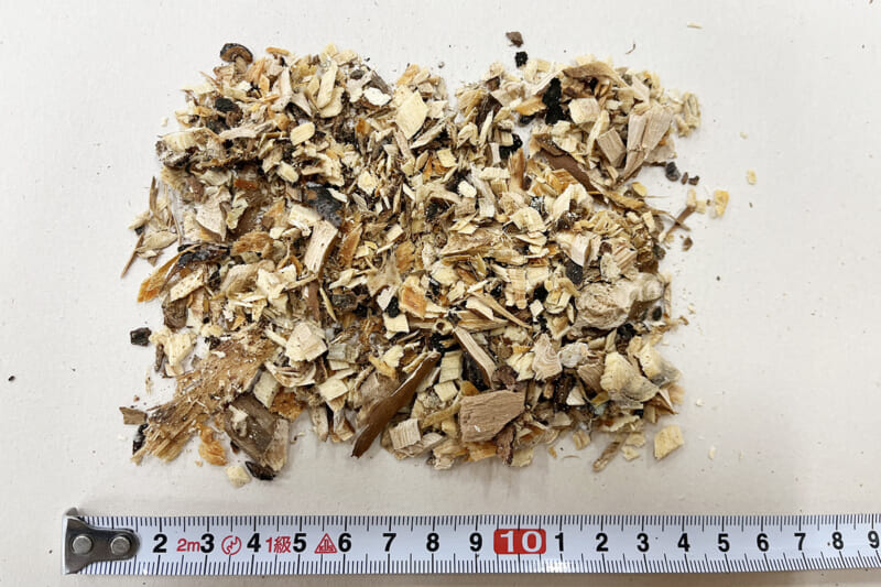 ③さくら剪定枝チップ