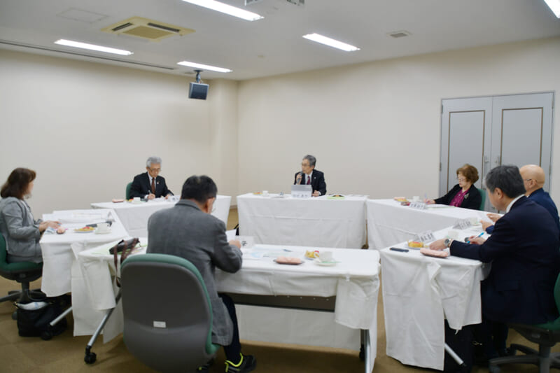 懇談会の様子