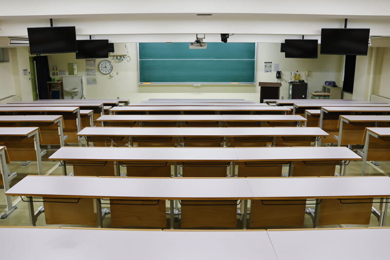 学科・学年問わず使用する講義室