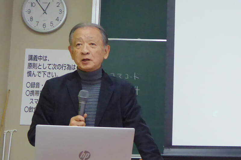 講演する佐々木夏光氏