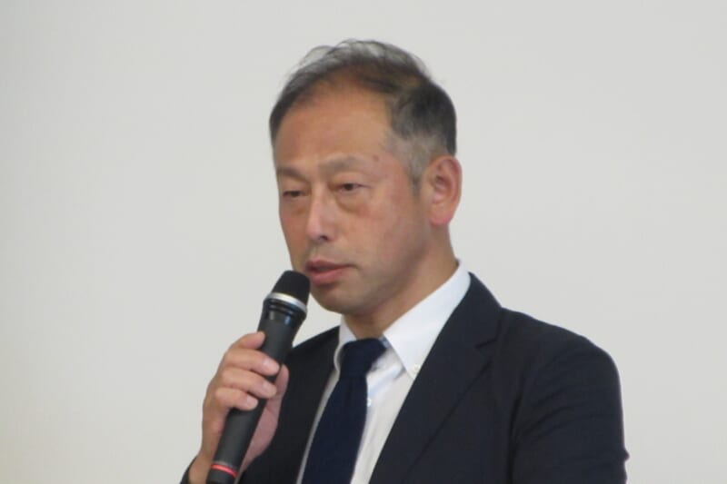 村下副学長