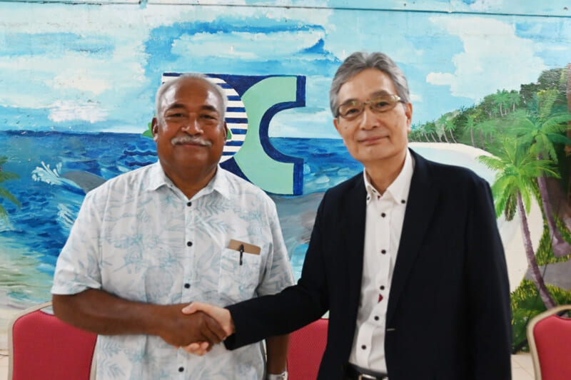 PCCのテレイ学長と福田学長
