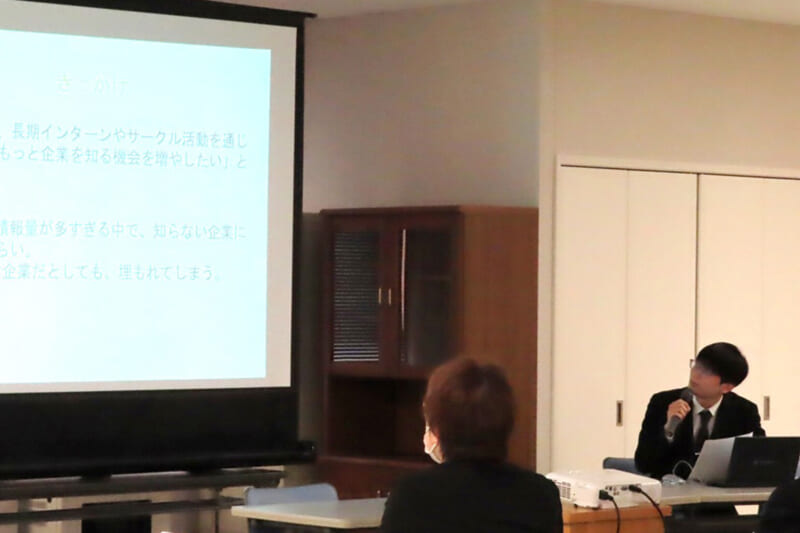 安部社長の講演
