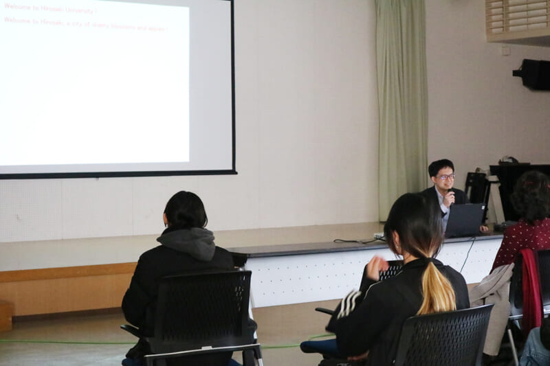 保健管理センターの佐藤所長による説明