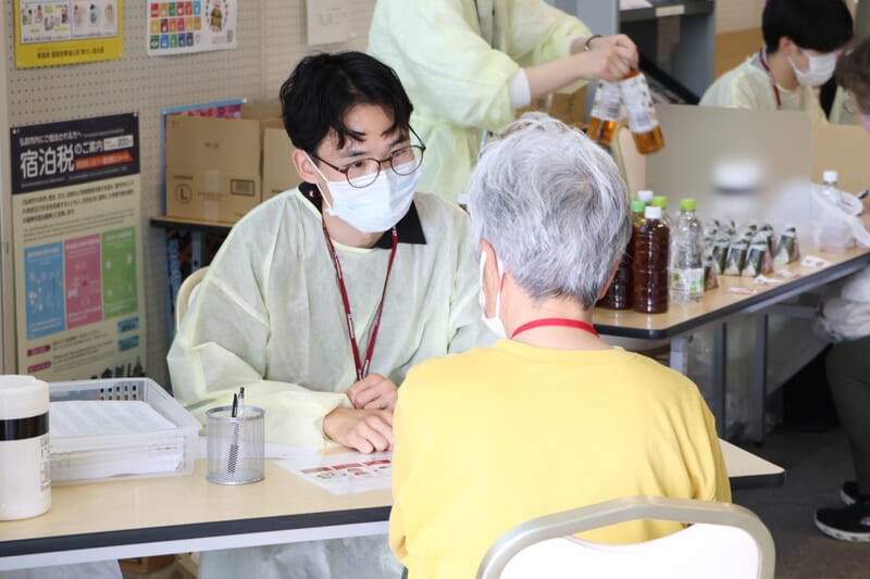 森永製菓株式会社の「食事・満腹感の調査」ブース